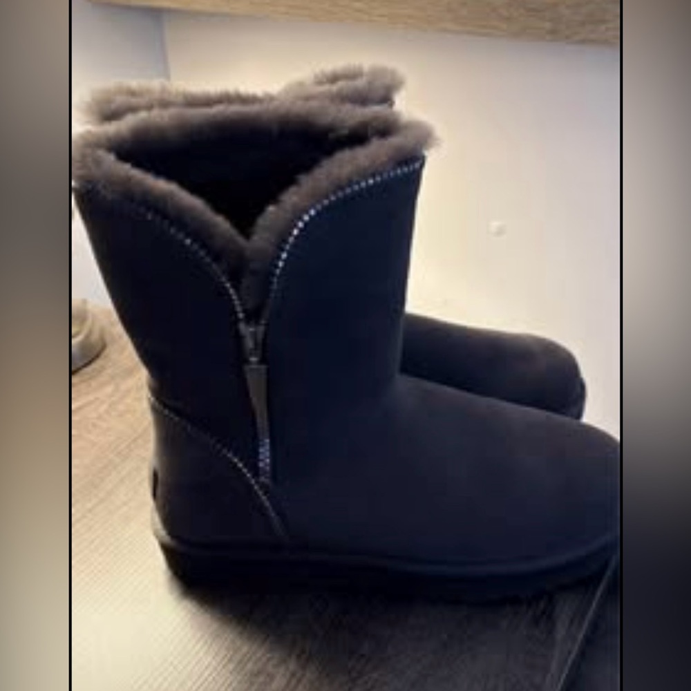 Grey Zip Up Women’s Uggs